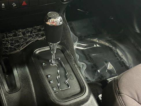 Used 2013 Jeep Wrangler Sport AWD/4WD image 25