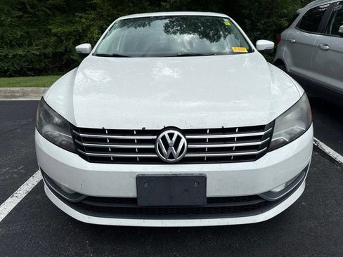 Used 2015 Volkswagen Passat TDI SEL Premium FWD image 7