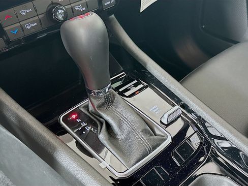 New 2026 Jeep Compass Latitude AWD/4WD image 16