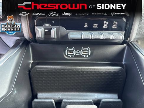 Used 2024 RAM 1500 Laramie AWD/4WD image 22