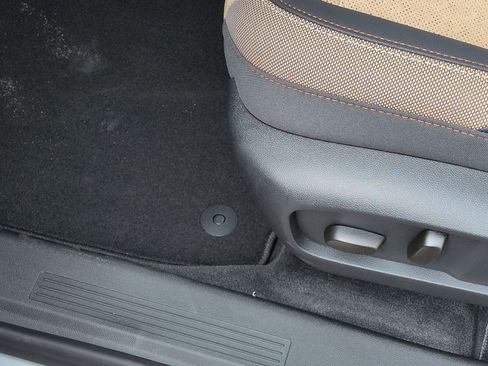 New 2026 Chevrolet Equinox ACTIV FWD image 36