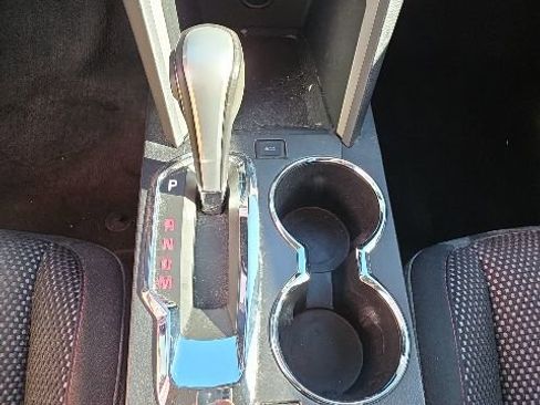 Used 2015 GMC Terrain SLE w/ Convenience Package image 18