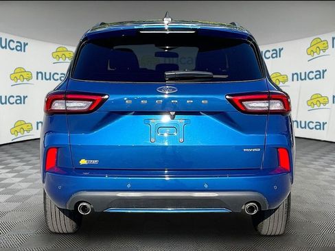 Used 2023 Ford Escape ST-Line w/ Tech Pack #1 AWD/4WD image 5