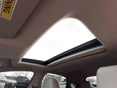 Used 2024 Honda Civic EX-L image 14