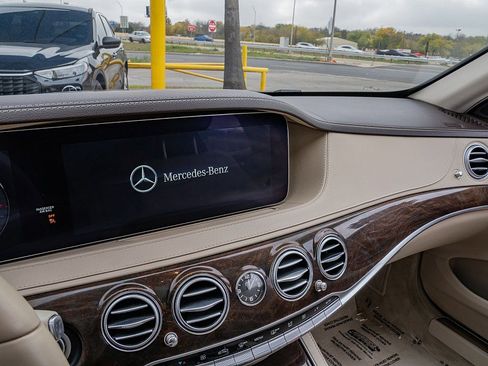 Used 2018 Mercedes-Benz S 450 Sedan w/ AMG Line Exterior image 28