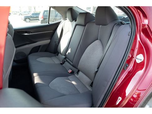 Used 2021 Toyota Camry LE image 12