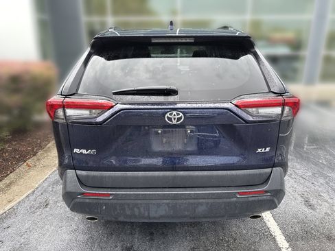 Used 2025 Toyota RAV4 XLE FWD image 5
