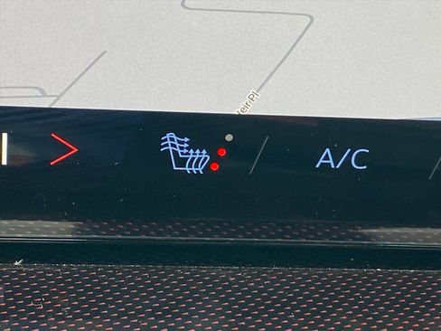 New 2026 Chevrolet Traverse Z71 w/ Driver Confidence Package image 15