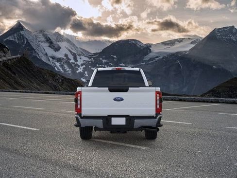 New 2026 Ford F350 XLT w/ 360-Degree Camera Package AWD/4WD image 5
