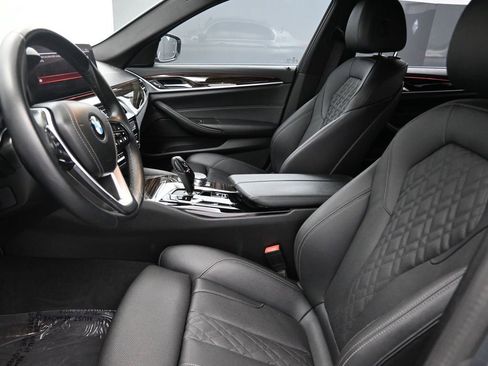 Used 2023 BMW 540i w/ Convenience Package RWD image 8