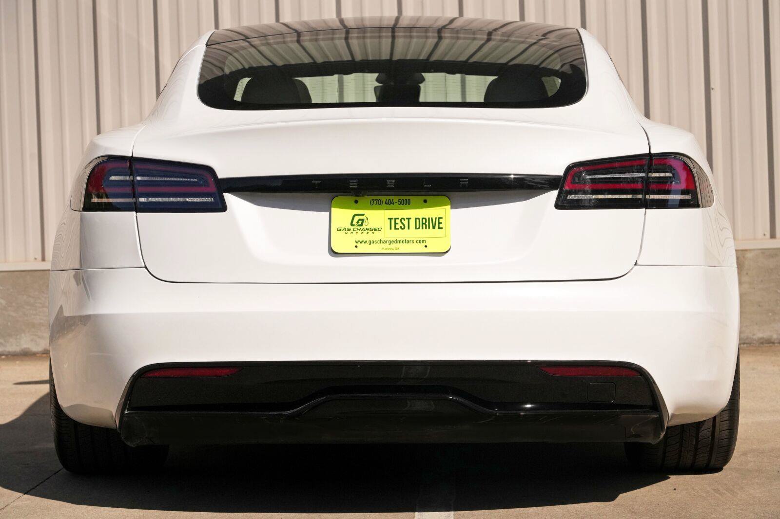 Used 2023 Tesla Model S Standard Range AWD/4WD image 11