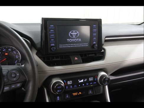 Used 2019 Toyota RAV4 XLE w/ Convenience Package AWD/4WD image 9