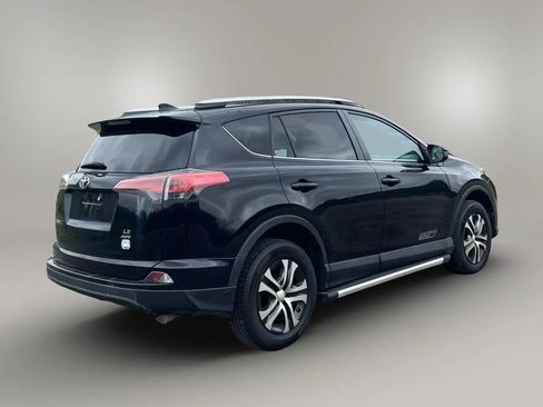 Used 2016 Toyota RAV4 LE AWD/4WD image 21