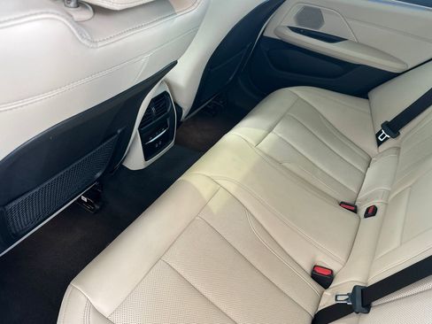Used 2024 BMW i4 eDrive35 w/ Convenience Package RWD image 15