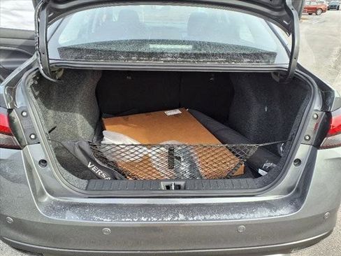 New 2025 Nissan Versa SV image 9