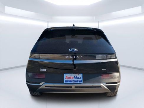 Used 2024 Hyundai Ioniq 5 SEL image 4