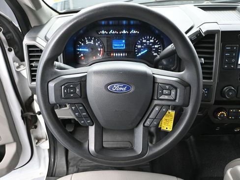 Used 2022 Ford F250 XL w/ Power Equipment Group image 26