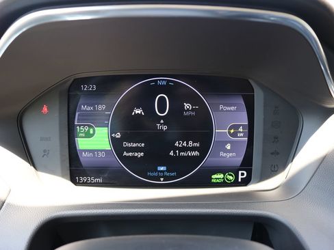 Used 2023 Chevrolet Bolt EUV LT w/ Convenience Package FWD image 26