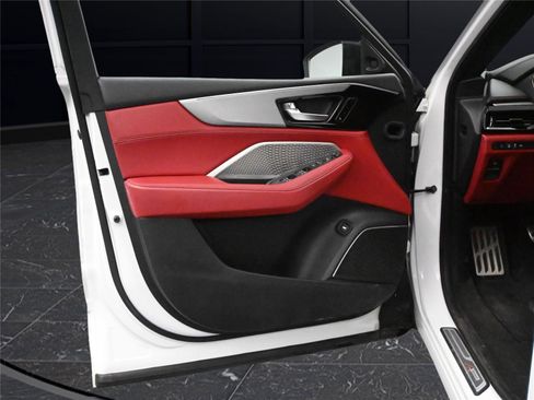 Used 2023 Acura MDX A-Spec image 10