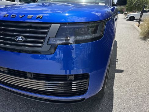 New 2026 Land Rover Range Rover SV AWD/4WD image 9