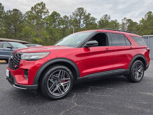 New 2026 Ford Explorer ST w/ Sun And Sound Package image 3