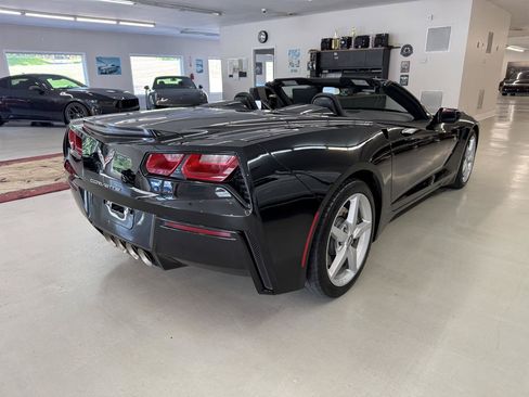 Used 2014 Chevrolet Corvette Stingray Convertible w/ Battery Protection Package RWD image 2