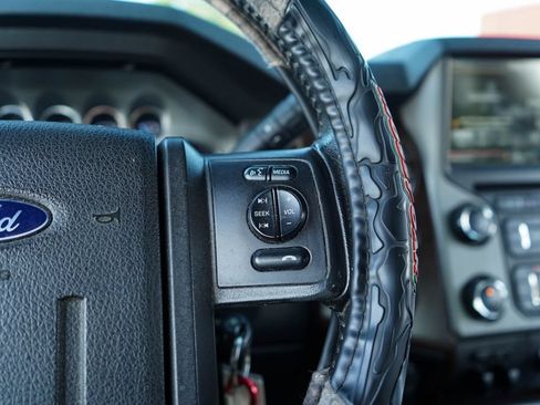 Used 2015 Ford F350 Lariat w/ Lariat Ultimate Package AWD/4WD image 30