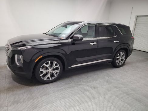 Used 2022 Hyundai Palisade SEL w/ 8P Bench Seat Package FWD image 2