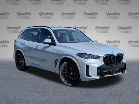 Used 2026 BMW X5 xDrive40i w/ M Sport Package AWD/4WD image 2