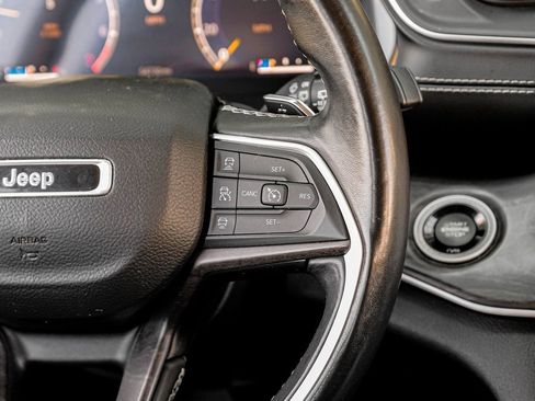 Used 2022 Jeep Grand Cherokee L Limited image 29