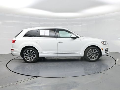 Used 2018 Audi Q7 3.0T Premium Plus w/ Premium Plus Package AWD/4WD image 28