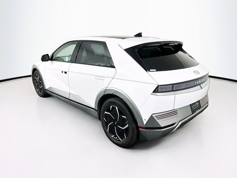 Used 2024 Hyundai Ioniq 5 Limited image 5