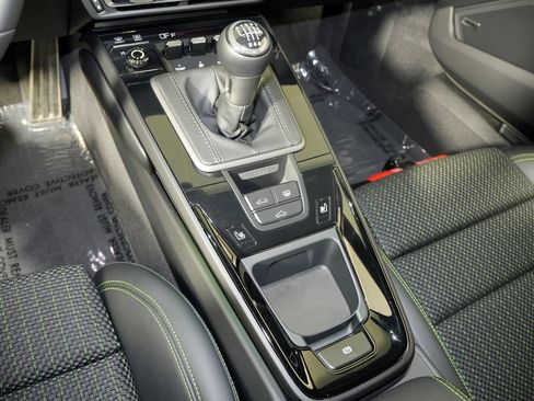 Certified 2024 Porsche 911 Carrera image 37