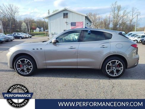 Used 2019 Maserati Levante AWD/4WD image 6