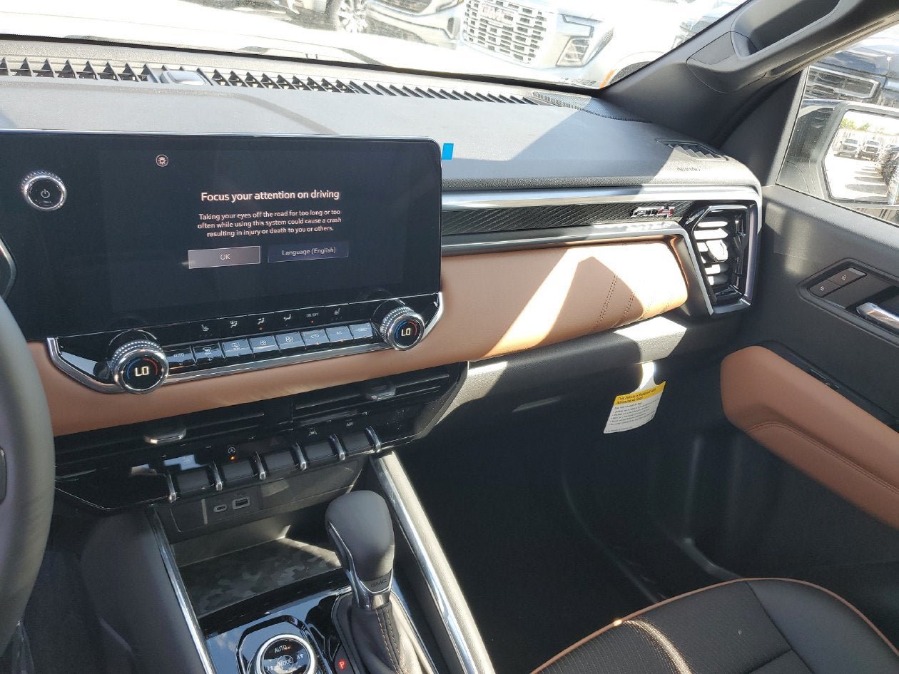New 2026 GMC Canyon AT4 AWD/4WD image 27