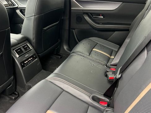 New 2025 MAZDA CX-70 Plug-In Hybrid w/ Premium Plus image 13