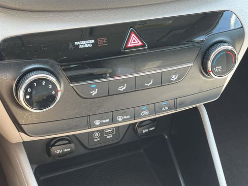 Used 2018 Hyundai Tucson SE image 19