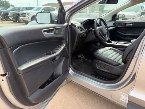 Used 2022 Ford Edge SEL w/ Convenience Package AWD/4WD image 9