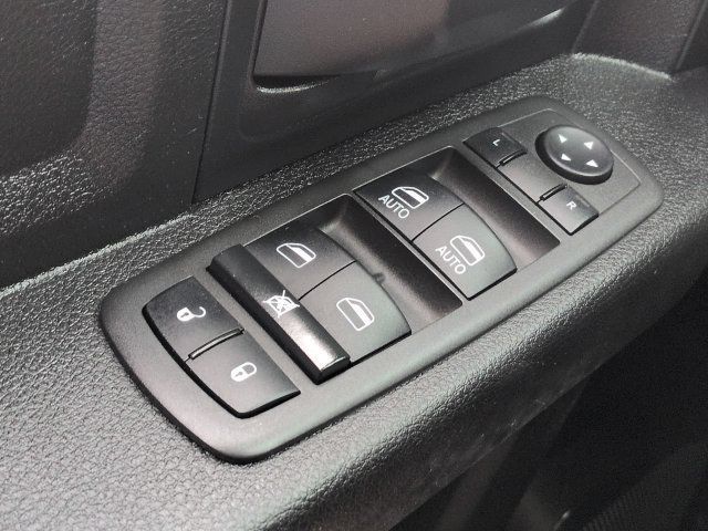 Used 2022 RAM 2500 Tradesman w/ Chrome Appearance Group AWD/4WD image 29