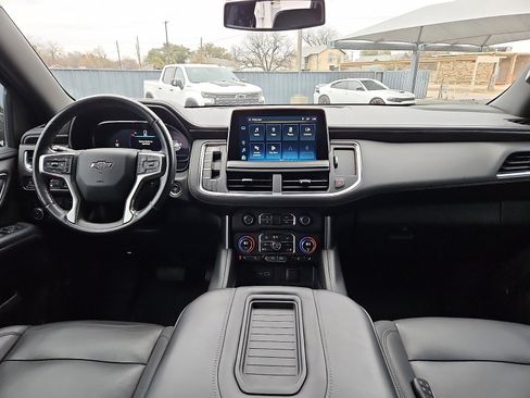 Used 2022 Chevrolet Tahoe Z71 w/ Z71 Off-Road Package image 7