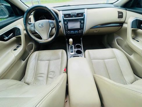 Used 2014 Nissan Altima 2.5 SL w/ Technology Package image 17