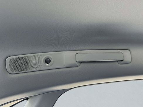 Used 2025 Lucid Air Pure RWD image 49