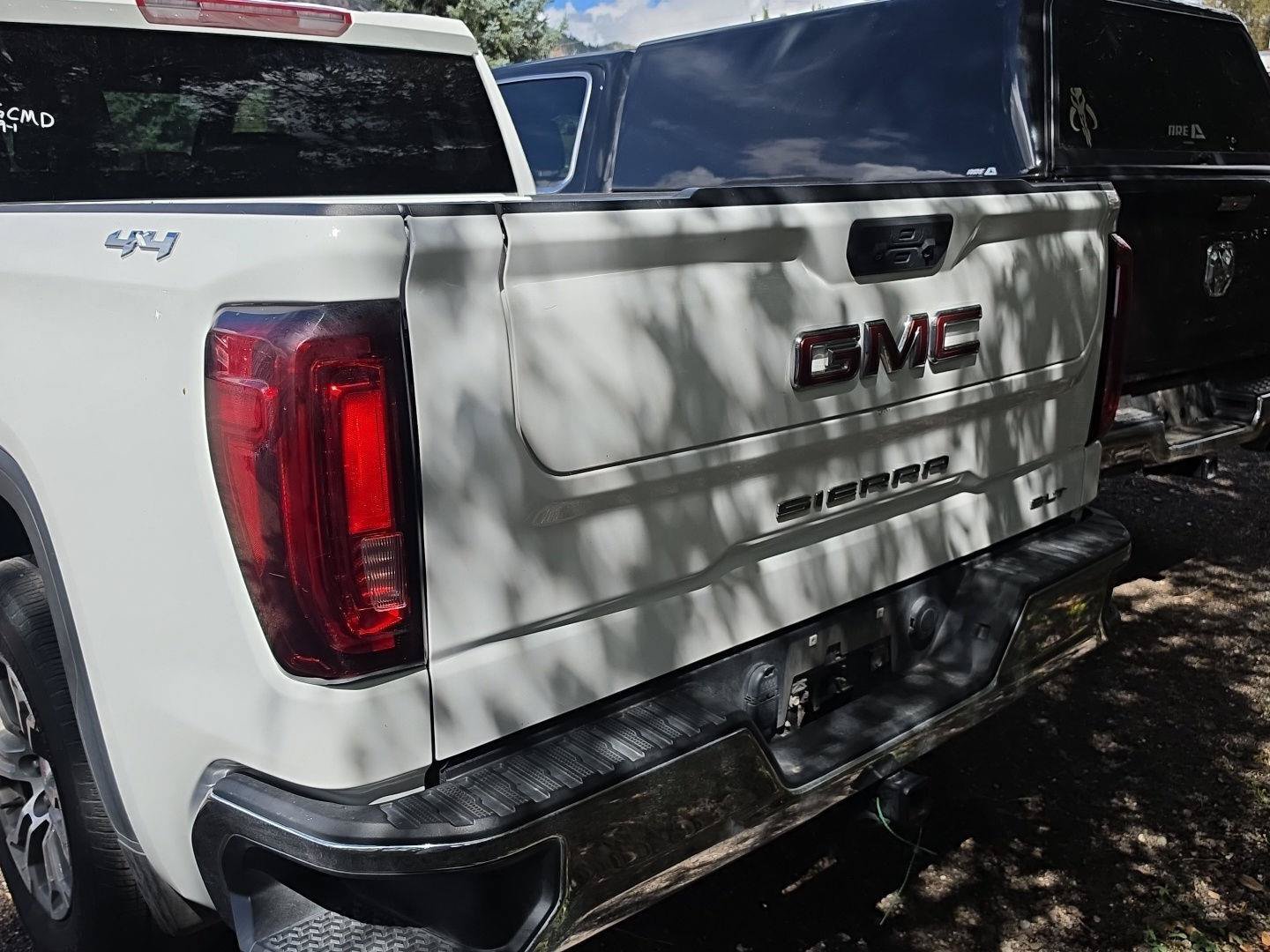 Used 2024 GMC Sierra 1500 SLT AWD/4WD image 3