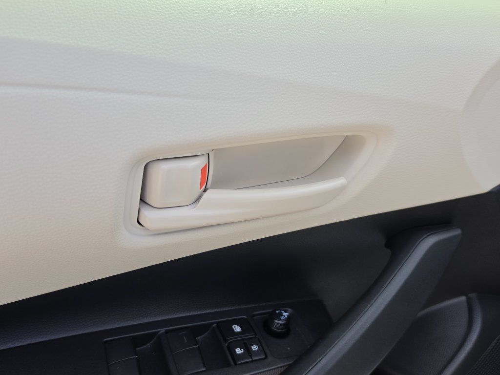 Used 2026 Toyota Corolla LE FWD image 18