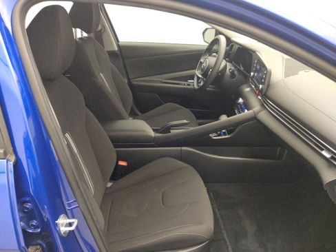 Used 2023 Hyundai Elantra SEL FWD image 21