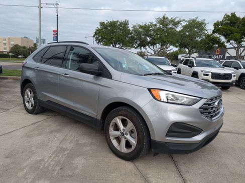 Used 2022 Ford Edge SE AWD/4WD image 2