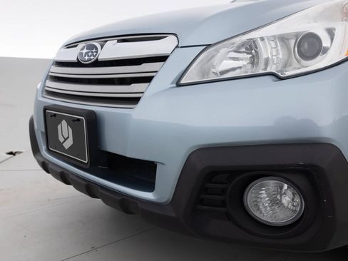 Used 2014 Subaru Outback 2.5i Premium AWD/4WD image 15