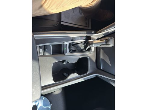 Used 2020 Honda Accord LX image 13