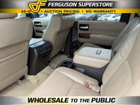 Used 2011 Toyota Sequoia Platinum AWD/4WD image 23