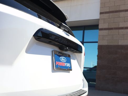 Used 2020 Ford Explorer ST w/ Premium Technology Package AWD/4WD image 19